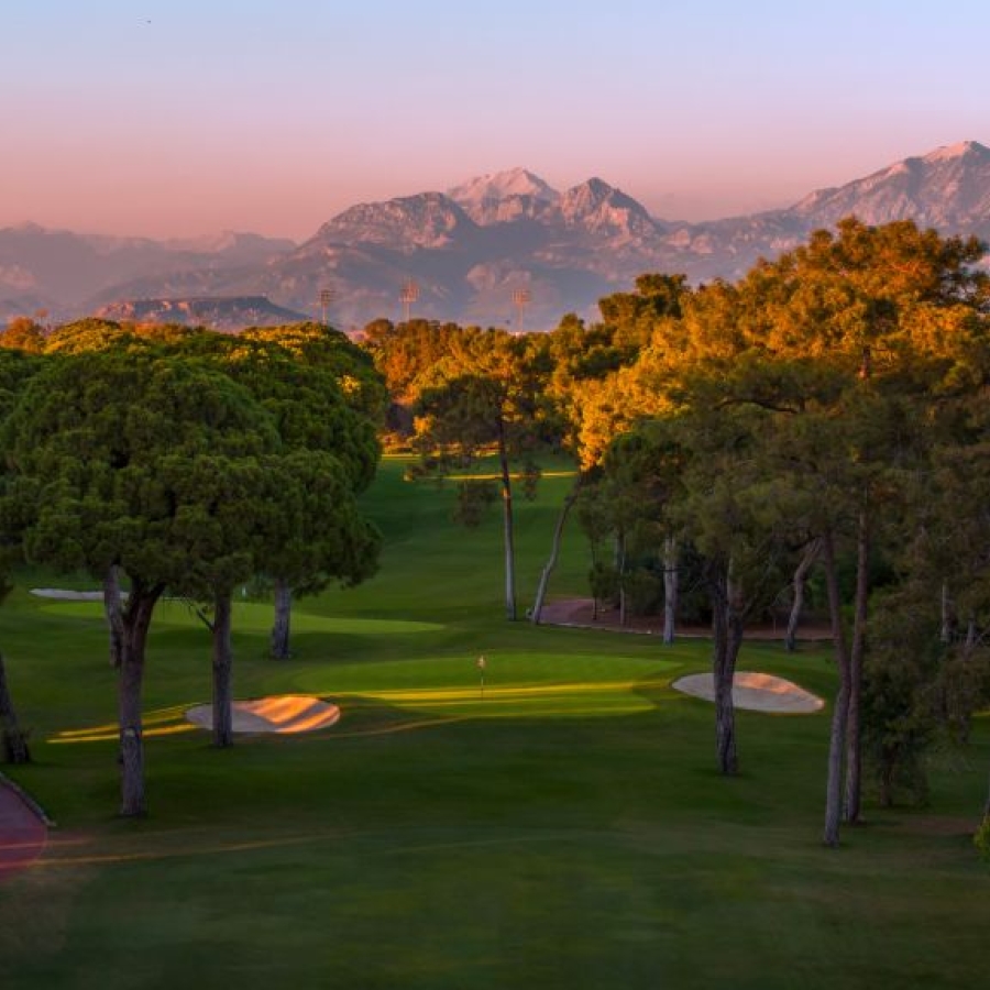 NATIONAL GOLF COURSE